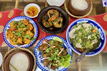 Cơm Niêu Vũng Tàu